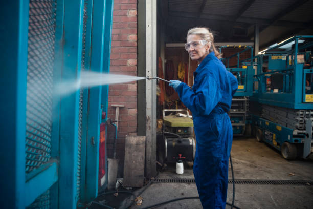 Best Residential Pressure Washing in Center Point, IA