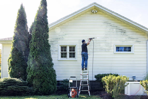 Best Commercial Pressure Washing in Center Point, IA